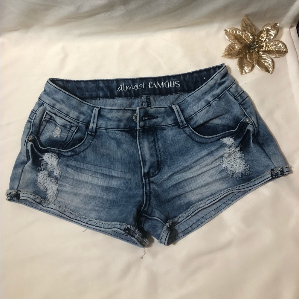 NO FILTER! ALMOST FAMOUS SUMMER TIME SHORTS